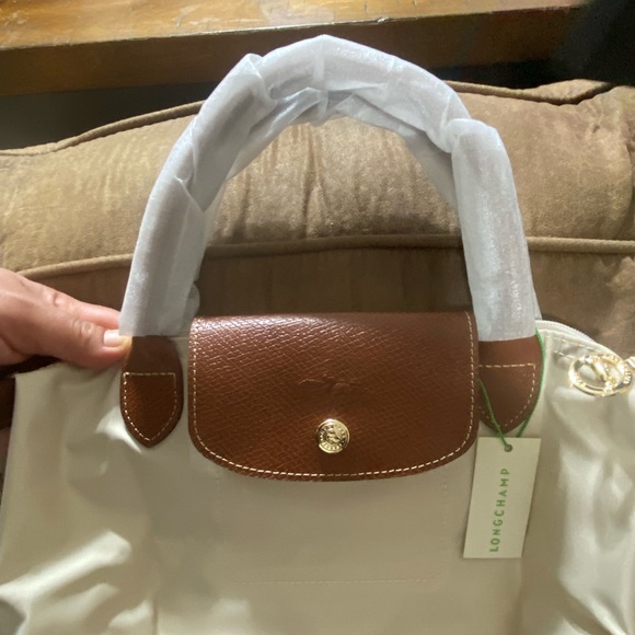 Longchamp Elegant Cream and Brown Tote - Picture 2 of 2
